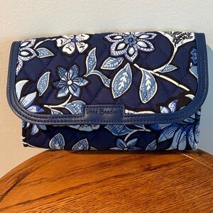 Tropics Tapestry Trimmed Wristlet